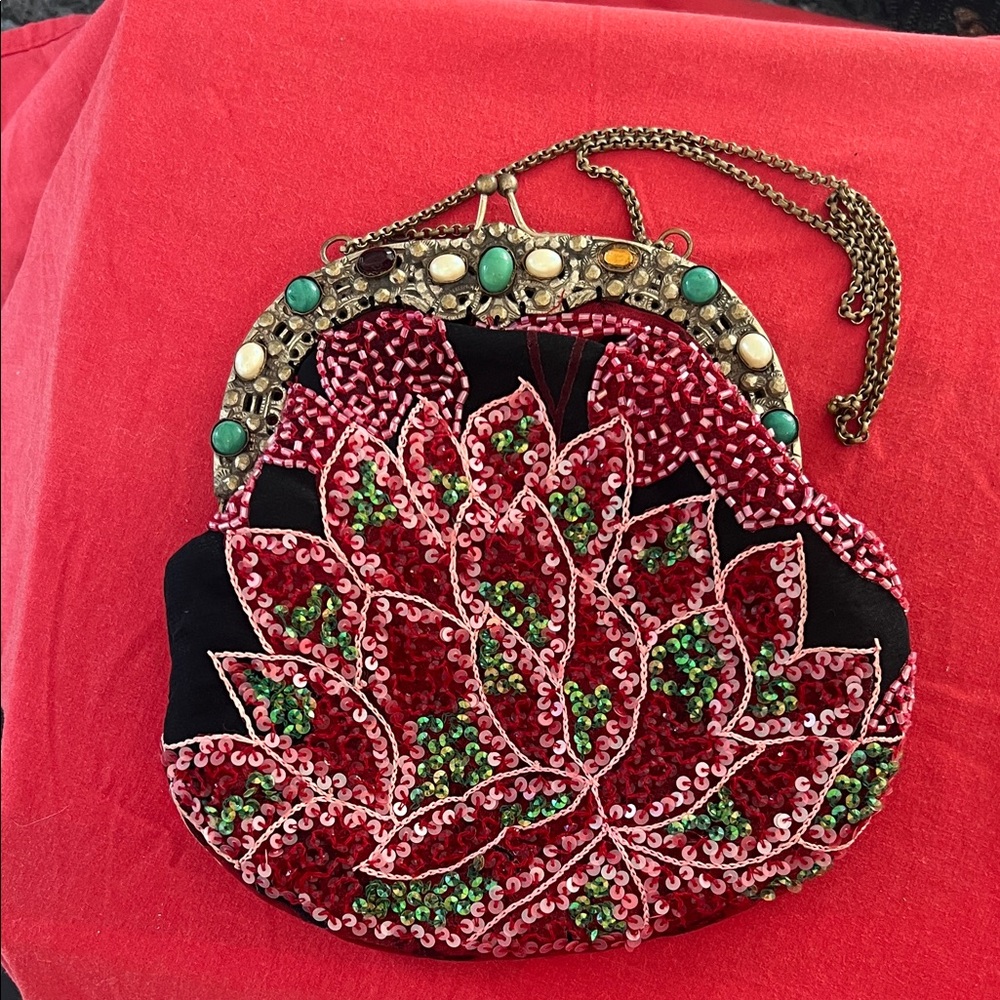 Embellished Floral Clutch with Chain Strap